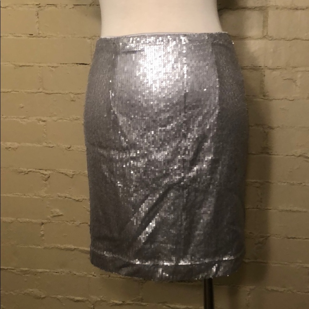 Forever21 Silver Sequin Mini Skirt: M